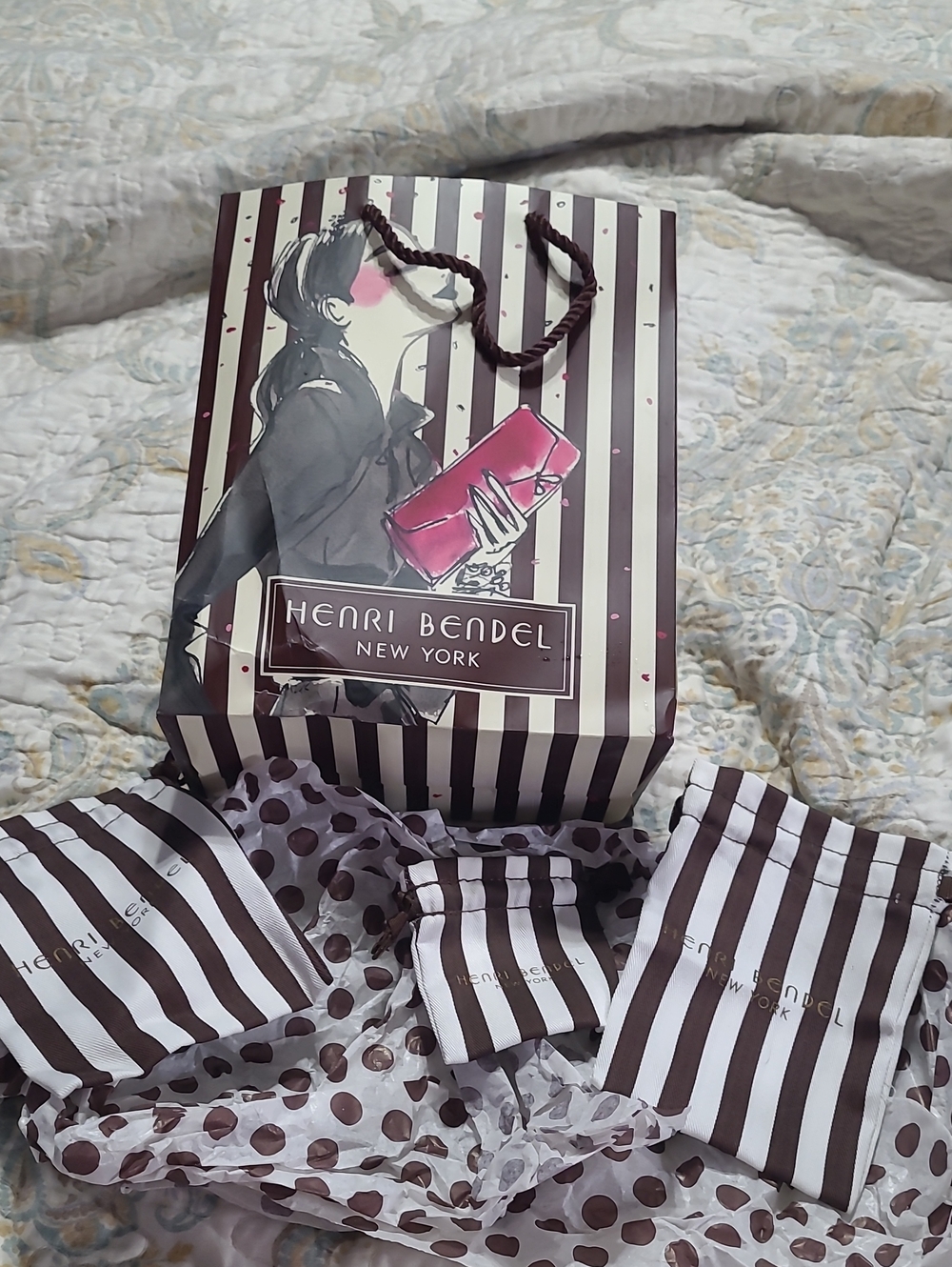 henri bendel brown and white striped gift set with pink accent